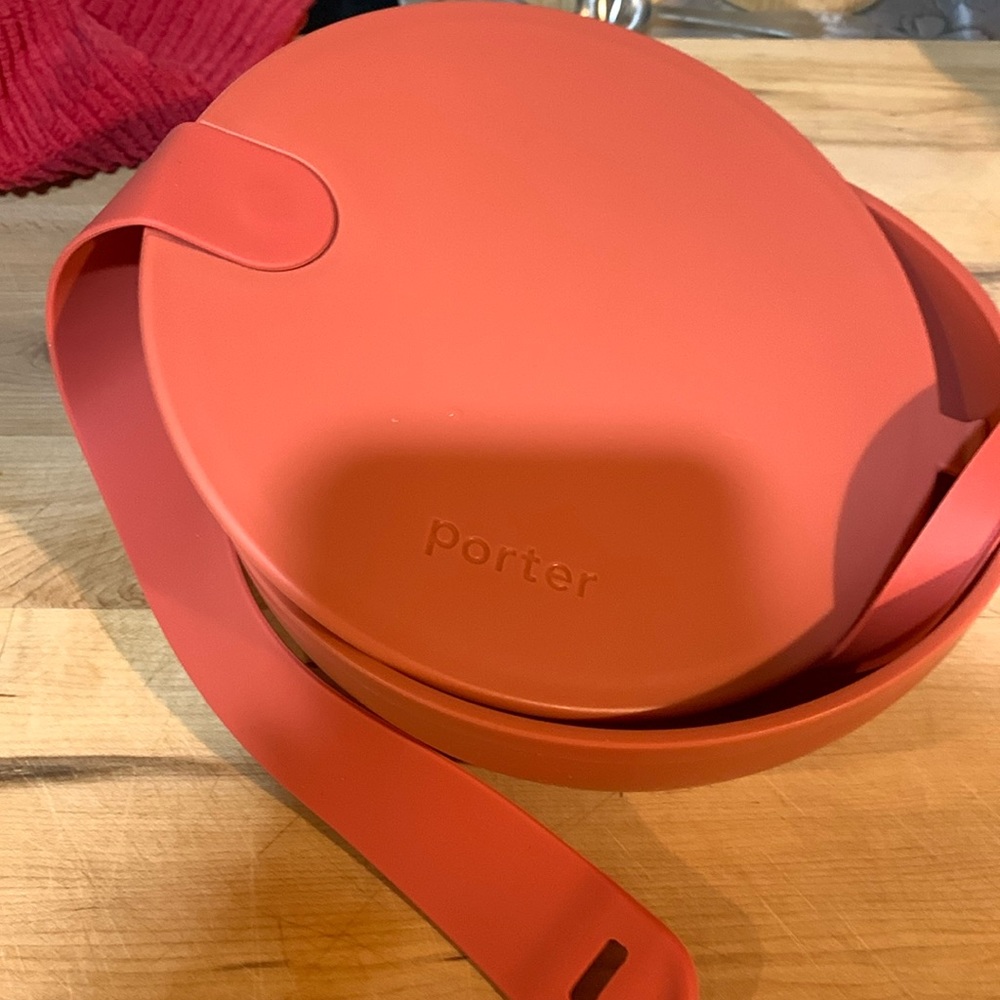 Food container